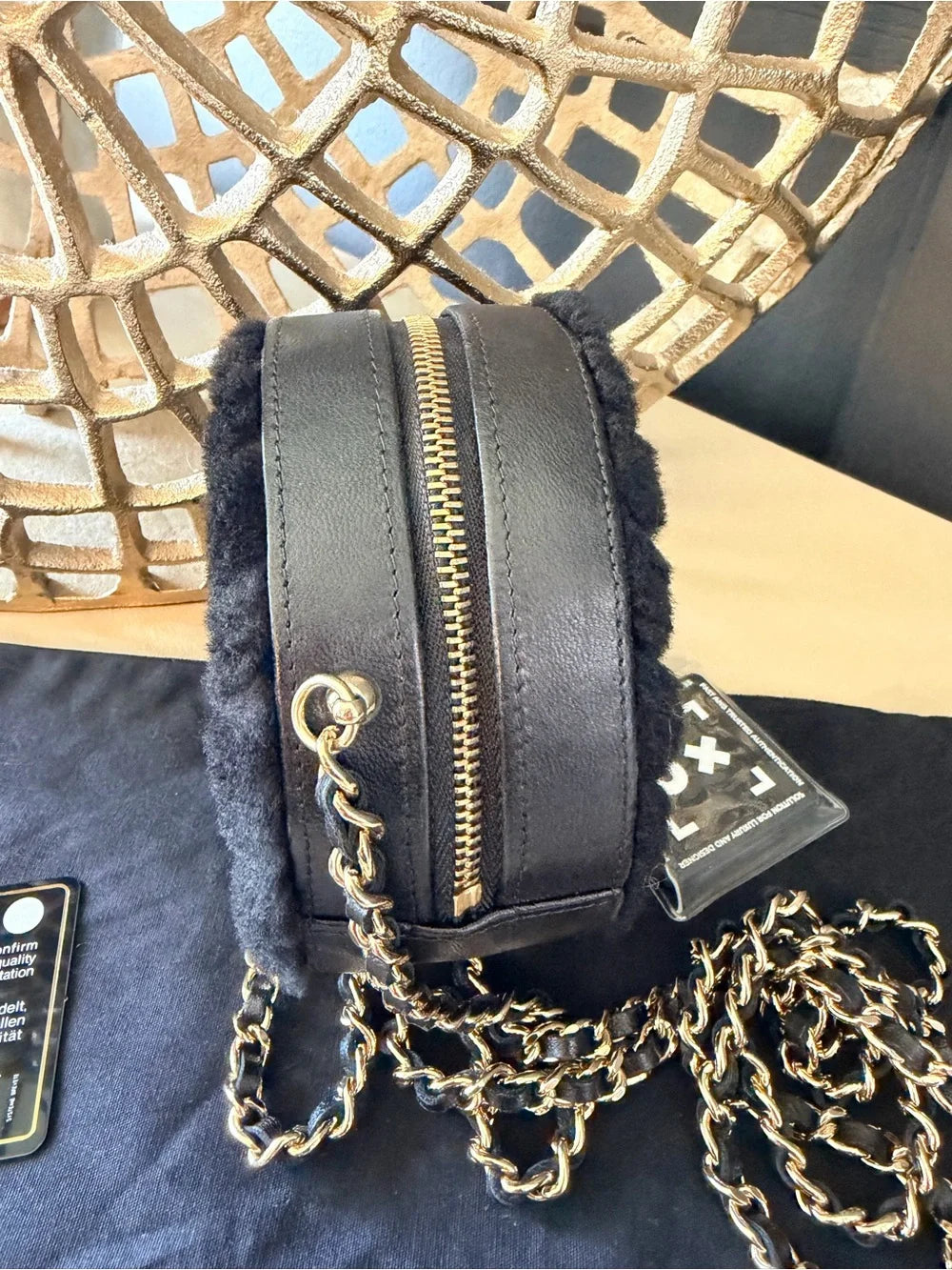 Chanel Round Clutch with Chain | Black Shearling & Leather — photo 2