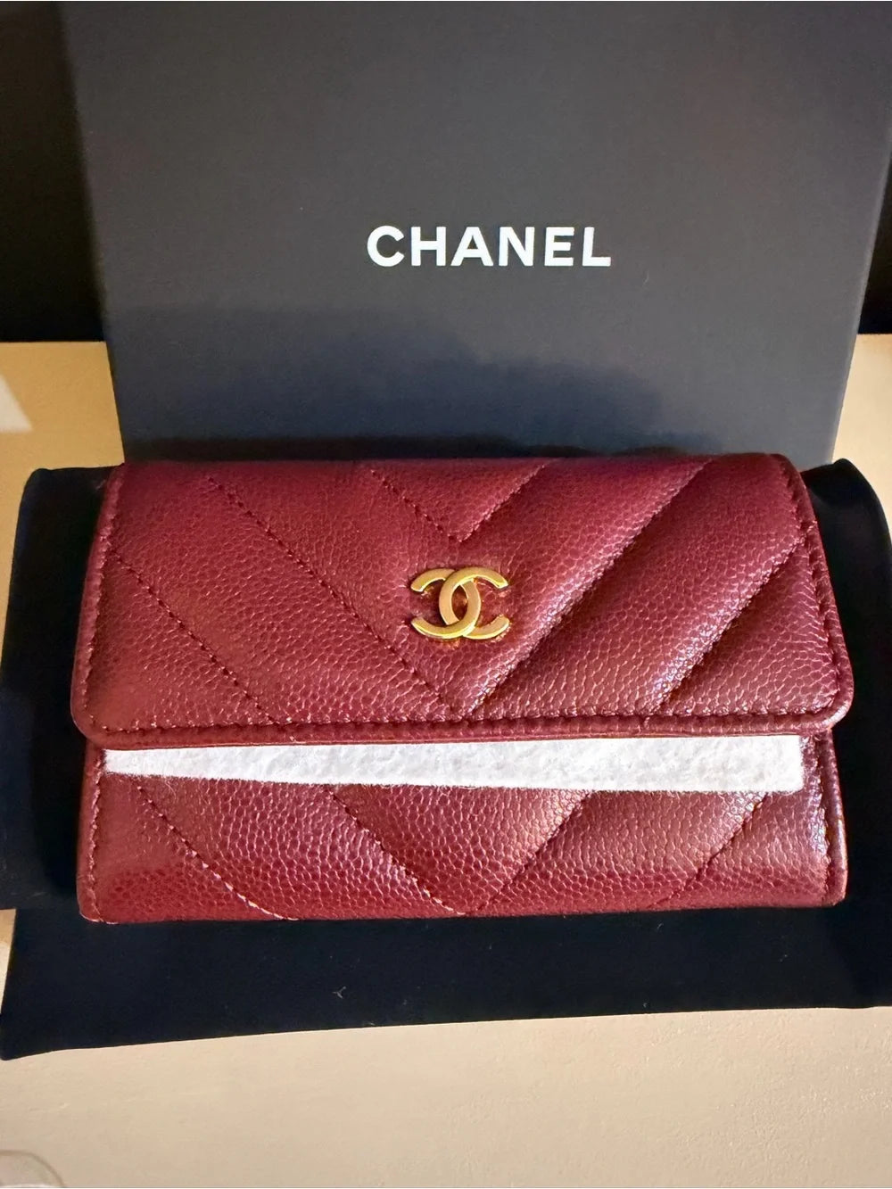 Chanel 26S Chevron Caviar Compact Wallet | Burgundy | Full Set — photo 3