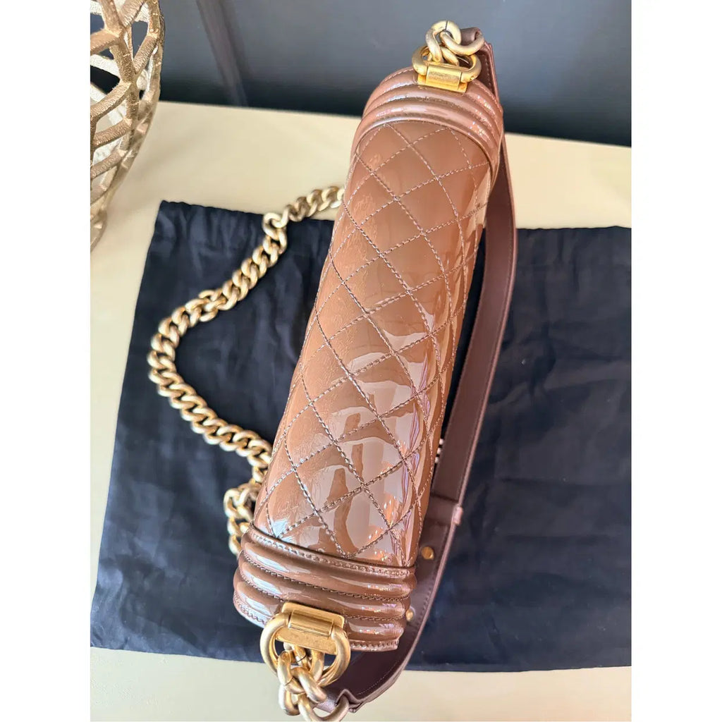 Chanel Boy Shoulder Bag | Brown Patent Leather — photo 11