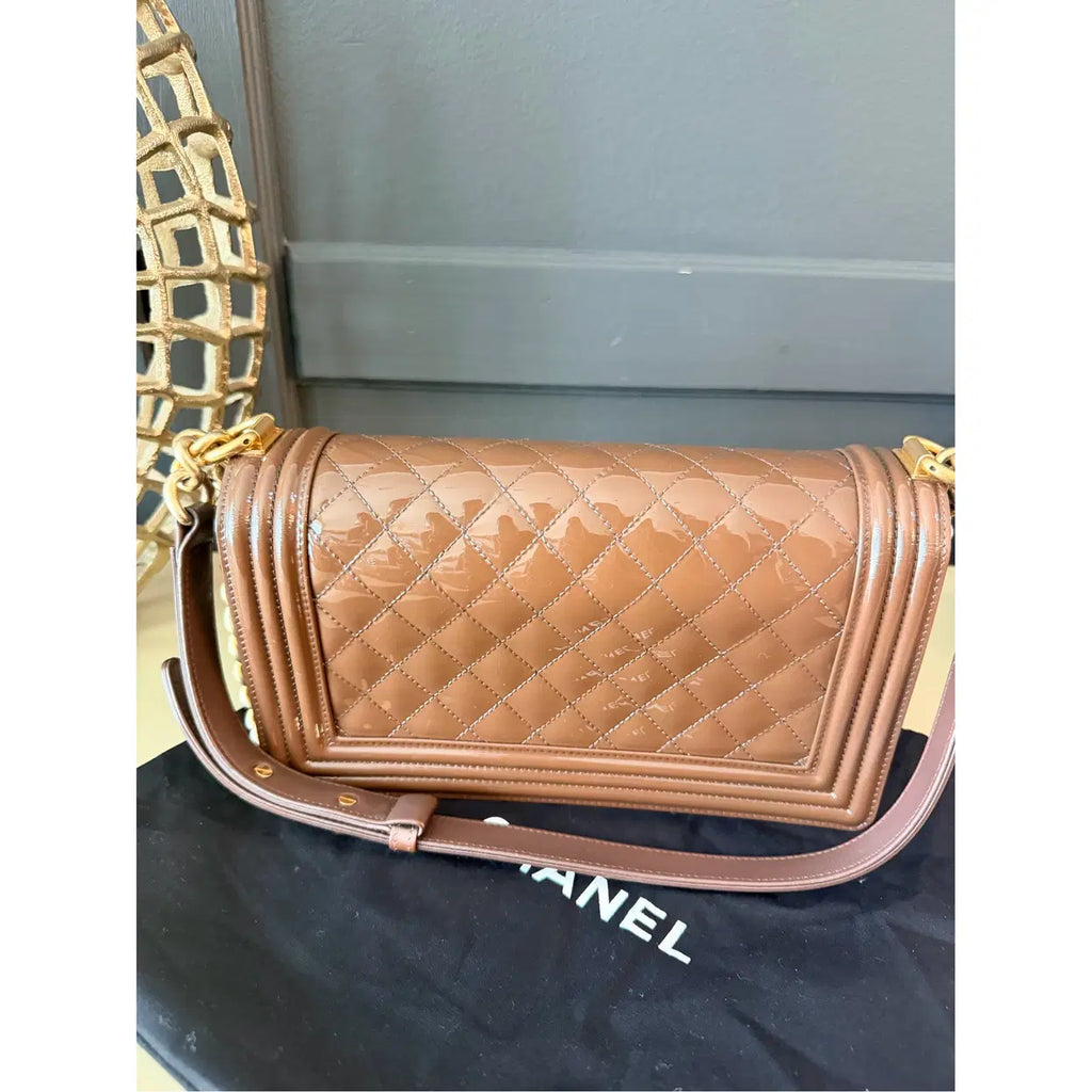 Chanel Boy Shoulder Bag | Brown Patent Leather — photo 12